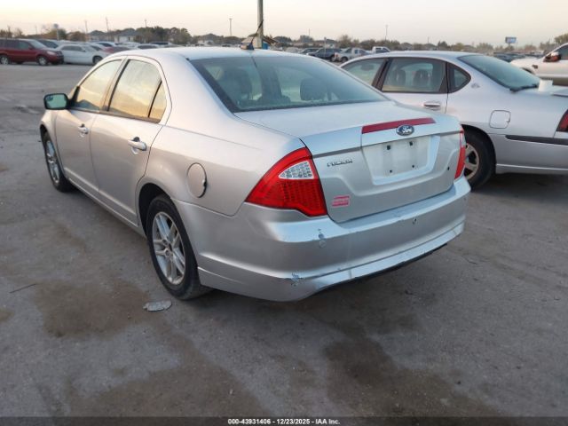 Ford Fusion S Image 12