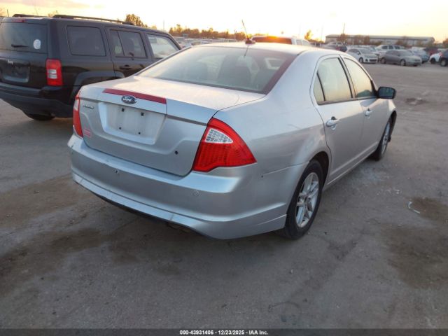 Ford Fusion S Image 7