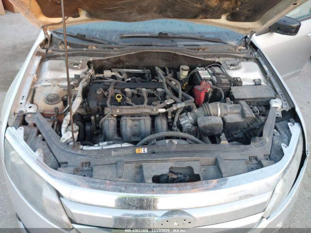 Ford Fusion S Image 10