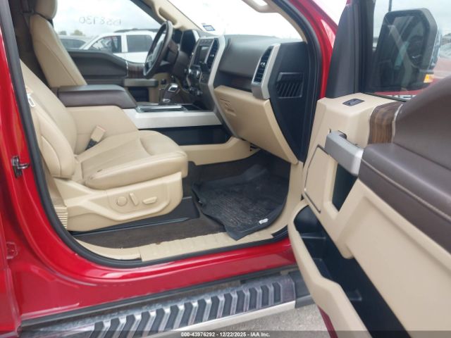 Ford F-150 Lariat Image 16