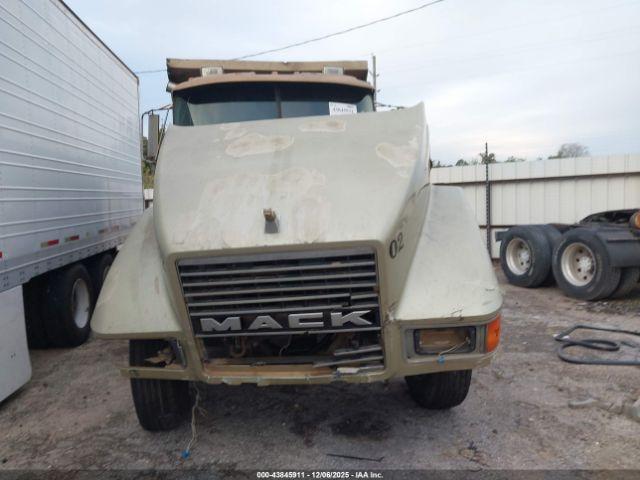 Mack 600 Ch600 Image 3