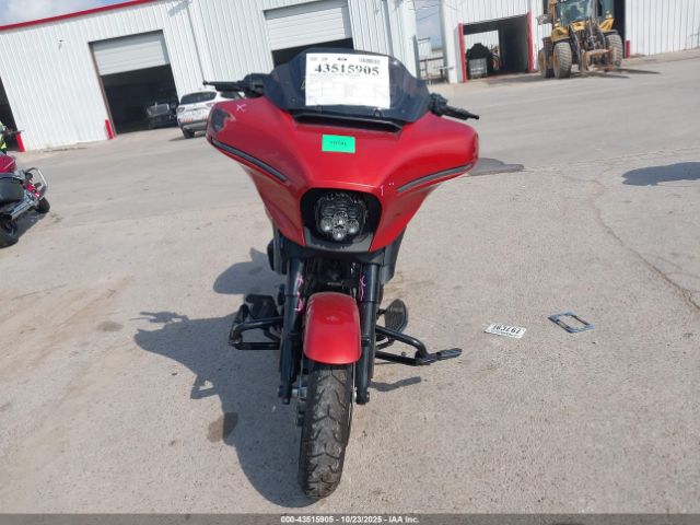 Harley-Davidson Flhx Image 4