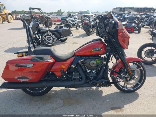 Harley-Davidson Flhx Image 11