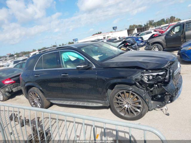 Mercedes-Benz GLE 4matic Image 12