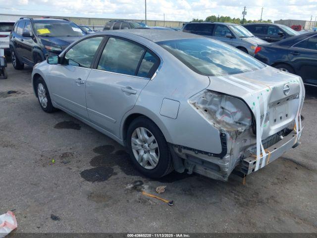 Nissan Altima 2.5 S Image 3