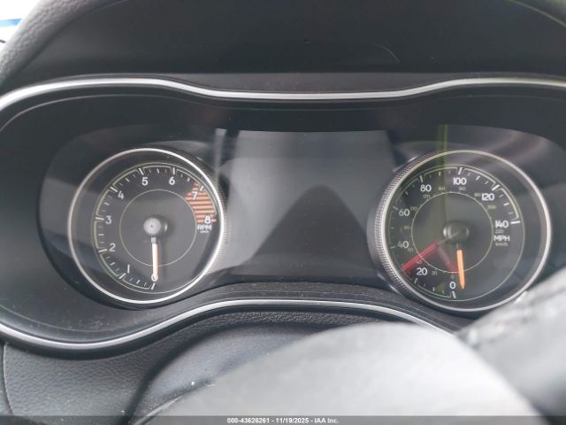 Jeep Cherokee Trailhawk 4x4 Image 9