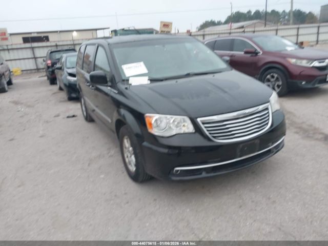 Chrysler Town & Country Touring Image 1