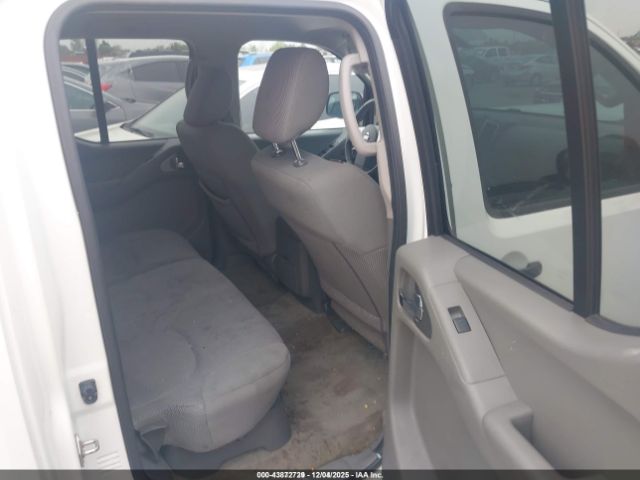 Nissan Frontier Sv Image 11