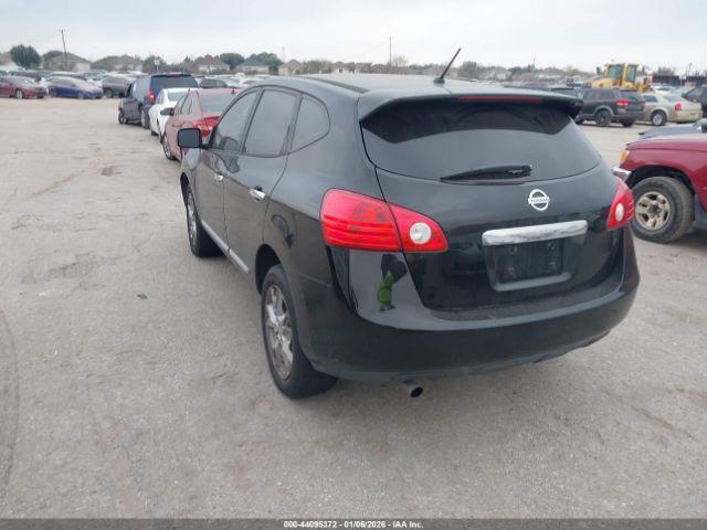 Nissan Rogue S Image 6
