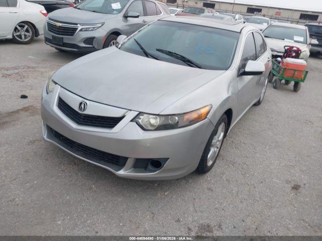 Acura TSX 2.4 Image 2