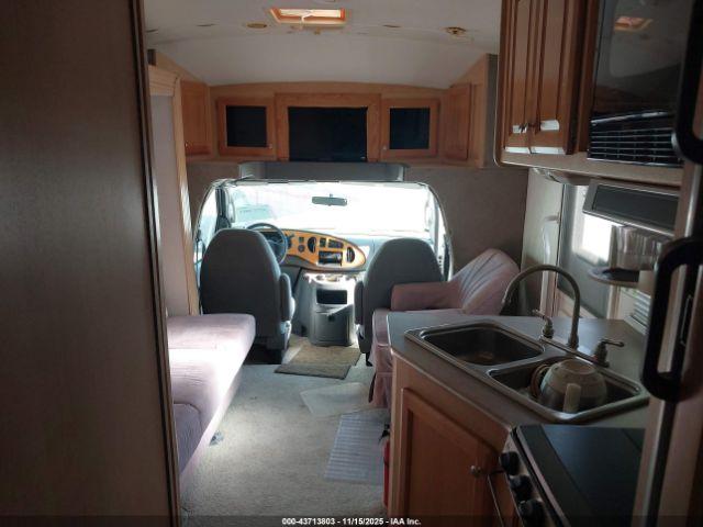 Ford Trail Lite Image 13