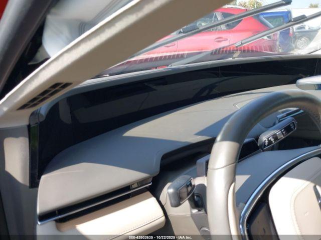 Lincoln Nautilus Reserve Image 15