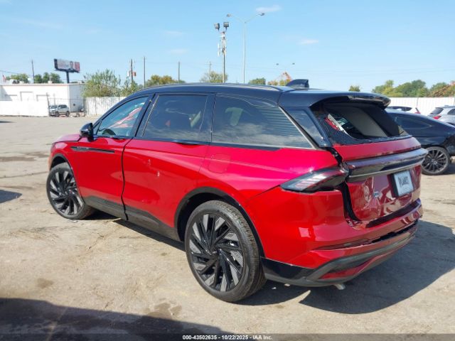 Lincoln Nautilus Reserve Image 10