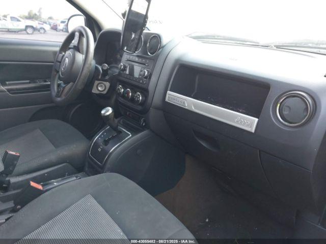 Jeep Compass Sport Image 10