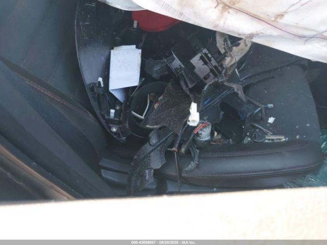 Mitsubishi Outlander 2.0 Se Awc Image 4