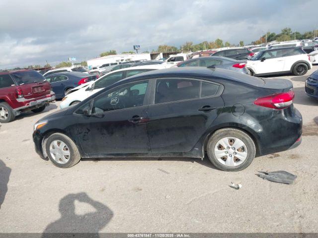 Kia Forte Lx Image 10