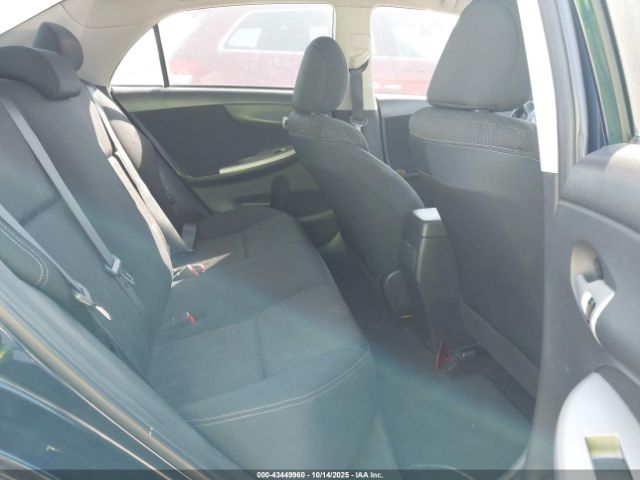 Toyota Corolla S Image 9