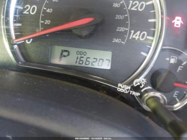 Toyota Corolla S Image 15