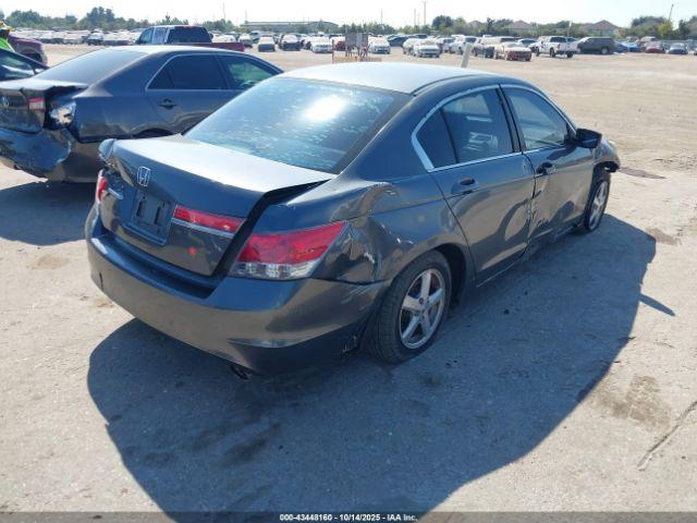 Honda Accord 2.4 Lx Image 16