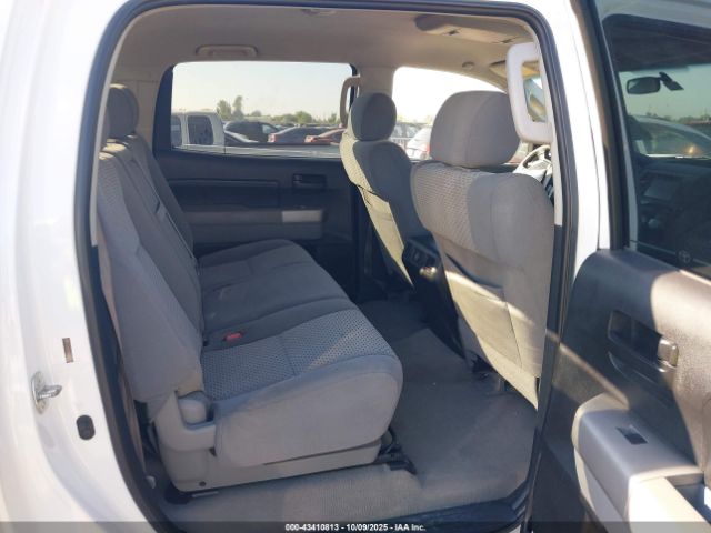 Toyota Tundra Sr5 5.7l V8 Image 3