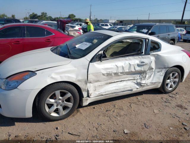 Nissan Altima 2.5 S Image 8