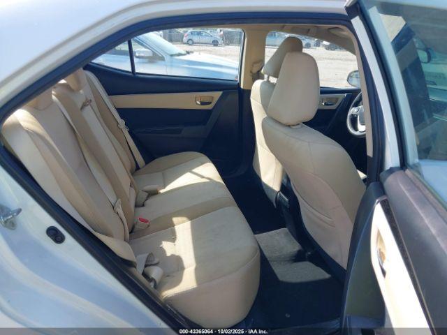 Toyota Corolla Le Image 11