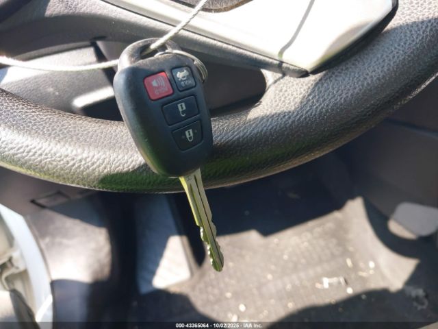 Toyota Corolla Le Image 13