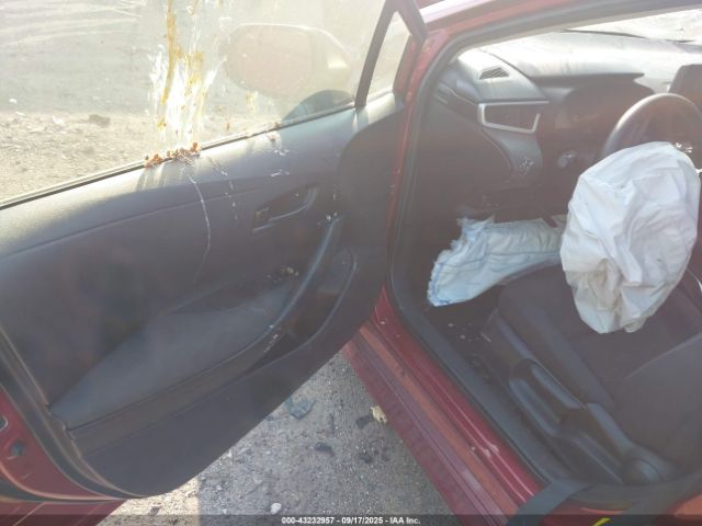 Toyota Corolla Hybrid Le Image 9