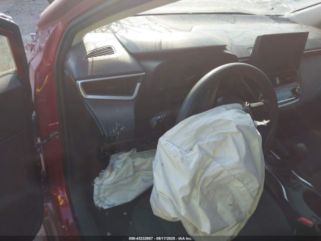 Toyota Corolla Hybrid Le Image 6