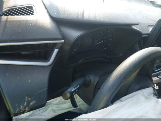 Toyota Corolla Hybrid Le Image 13