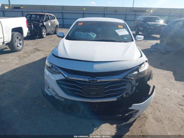 Chevrolet Malibu Fwd Ls Image 12