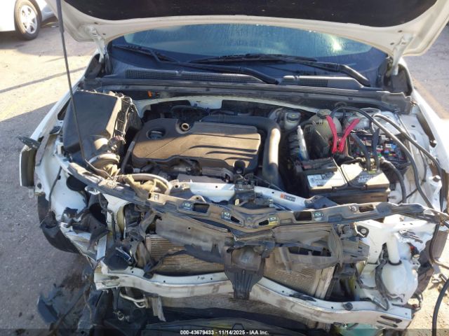 Chevrolet Malibu 1lt Image 8