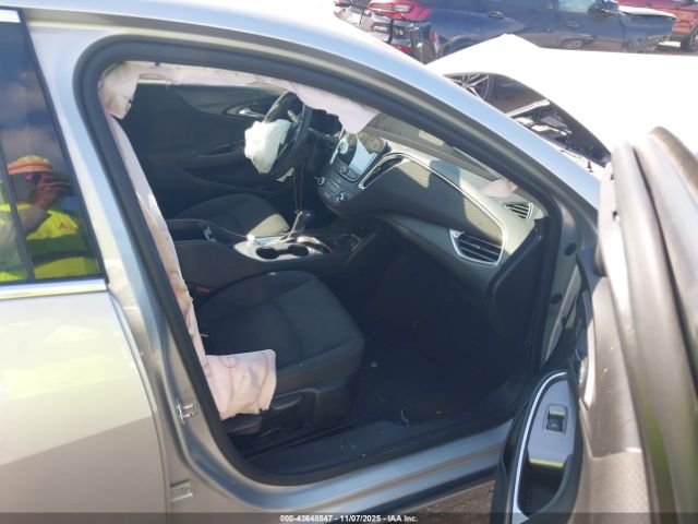 Chevrolet Malibu Fwd Lt Image 3