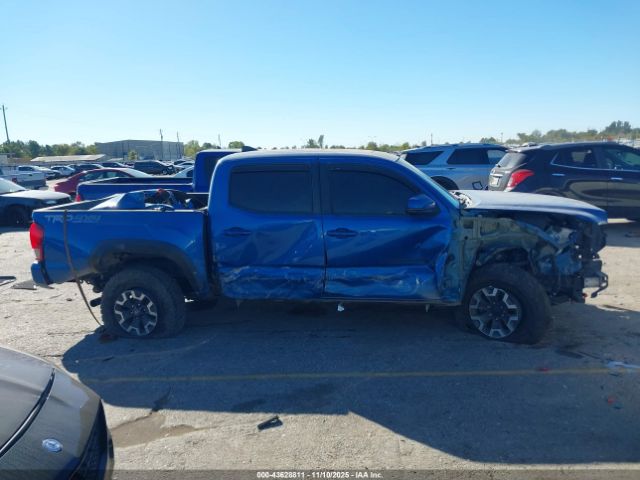 Toyota Tacoma Trd Off Road Image 10