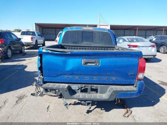 Toyota Tacoma Trd Off Road Image 12