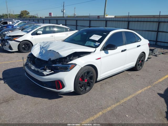 Volkswagen Jetta 2.0t Autobahn Image 9