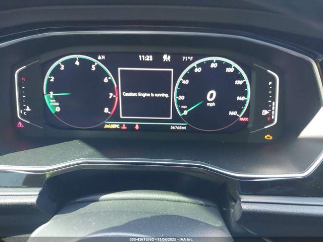 Volkswagen Jetta 2.0t Autobahn Image 4