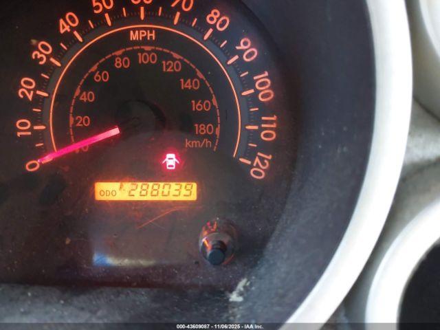 Toyota Tundra Sr5 4.7l V8 Image 13