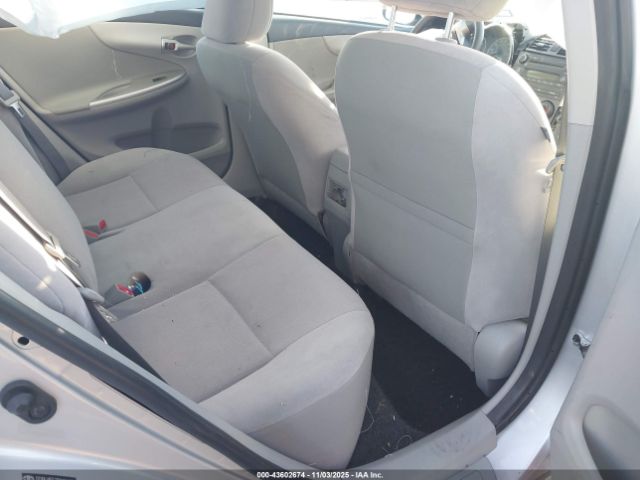 Toyota Corolla Le Image 6