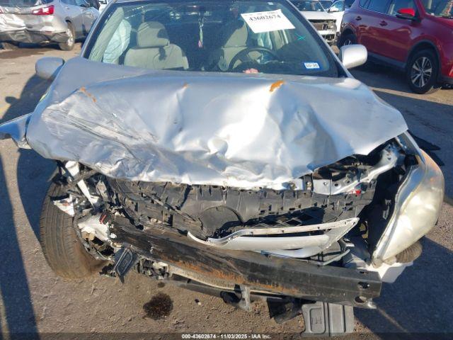 Toyota Corolla Le Image 16