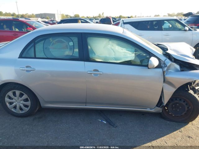 Toyota Corolla Le Image 11