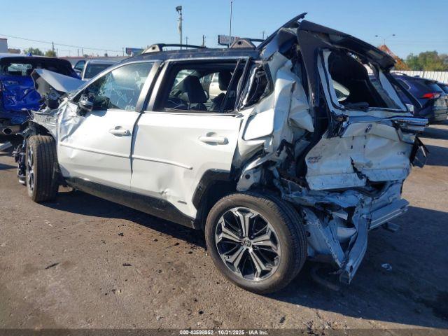 Toyota RAV4 Xse Image 12