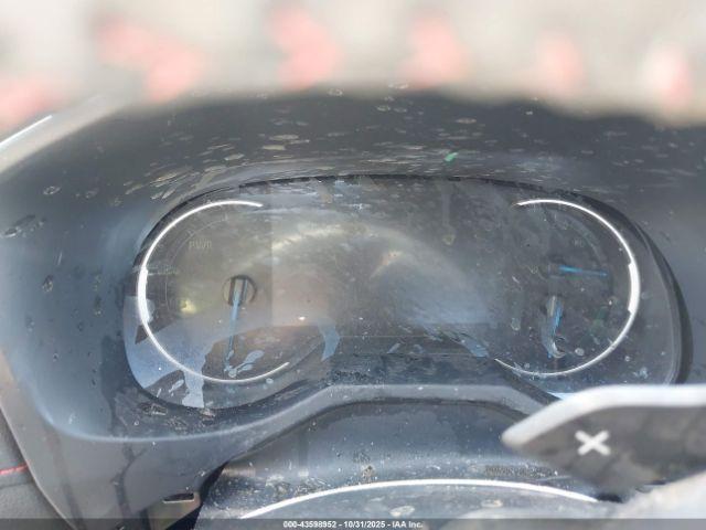 Toyota RAV4 Xse Image 4