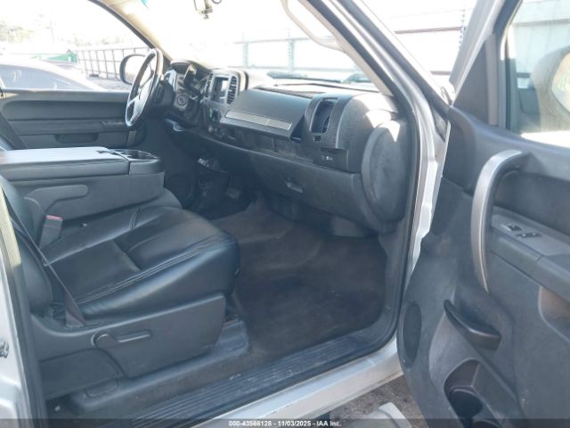 Chevrolet Silverado 1500 Lt Image 7