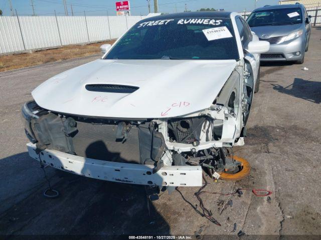 Dodge Charger Image 12