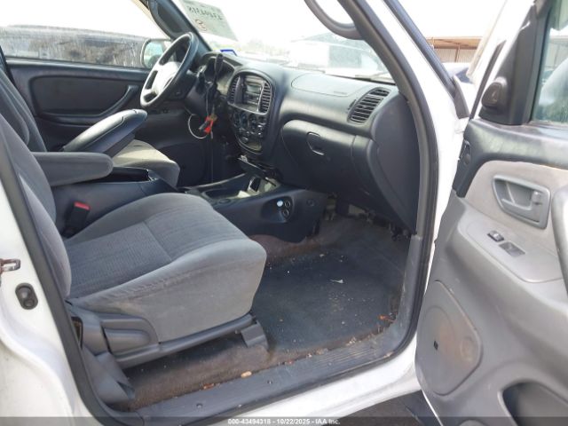 Toyota Tundra Limited V8 Image 3