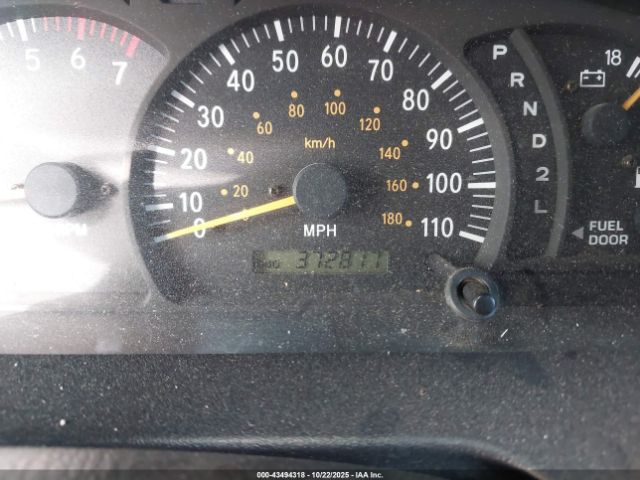 Toyota Tundra Limited V8 Image 4