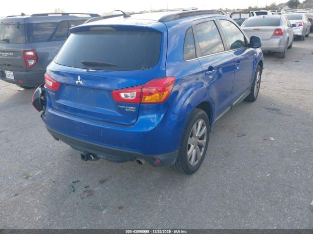 Mitsubishi Outlander Se Image 2