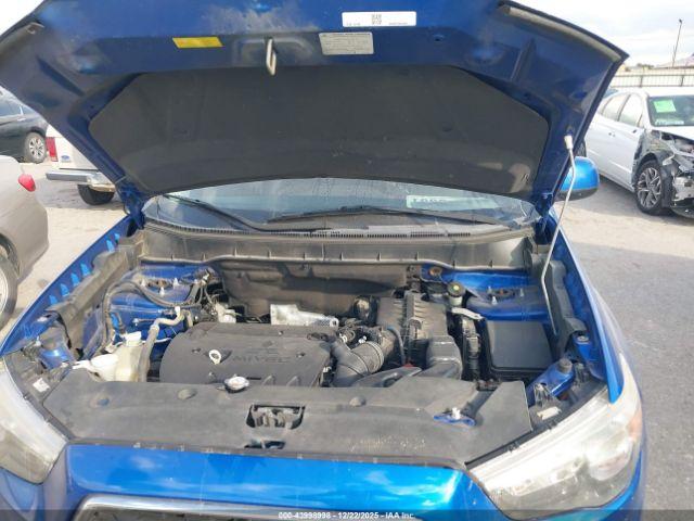 Mitsubishi Outlander Se Image 10