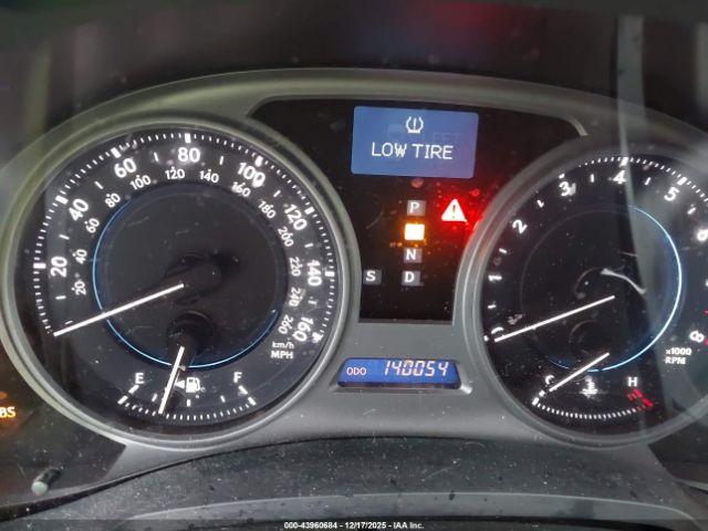 Lexus Is Image 8